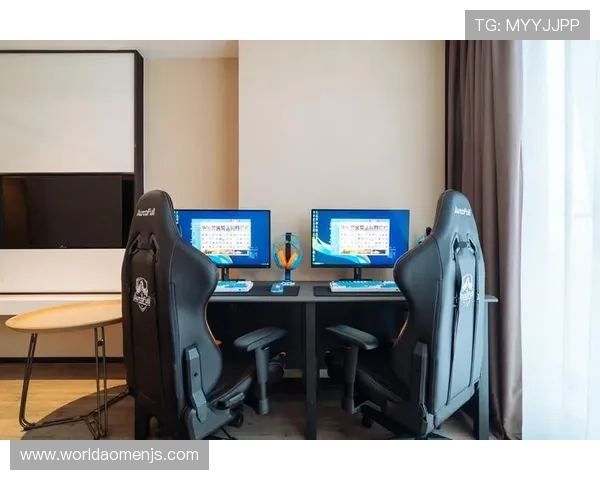 下载金沙电竞app享受高清流畅的电竞比赛观看体验，开启你的电竞之旅